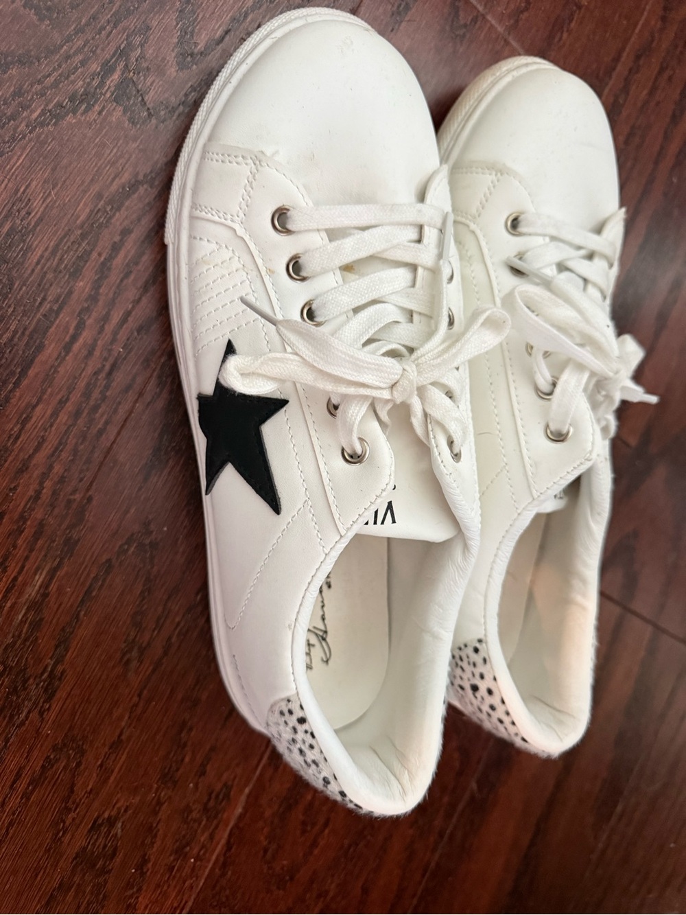 Vintage White Sneakers with Black Star Accent